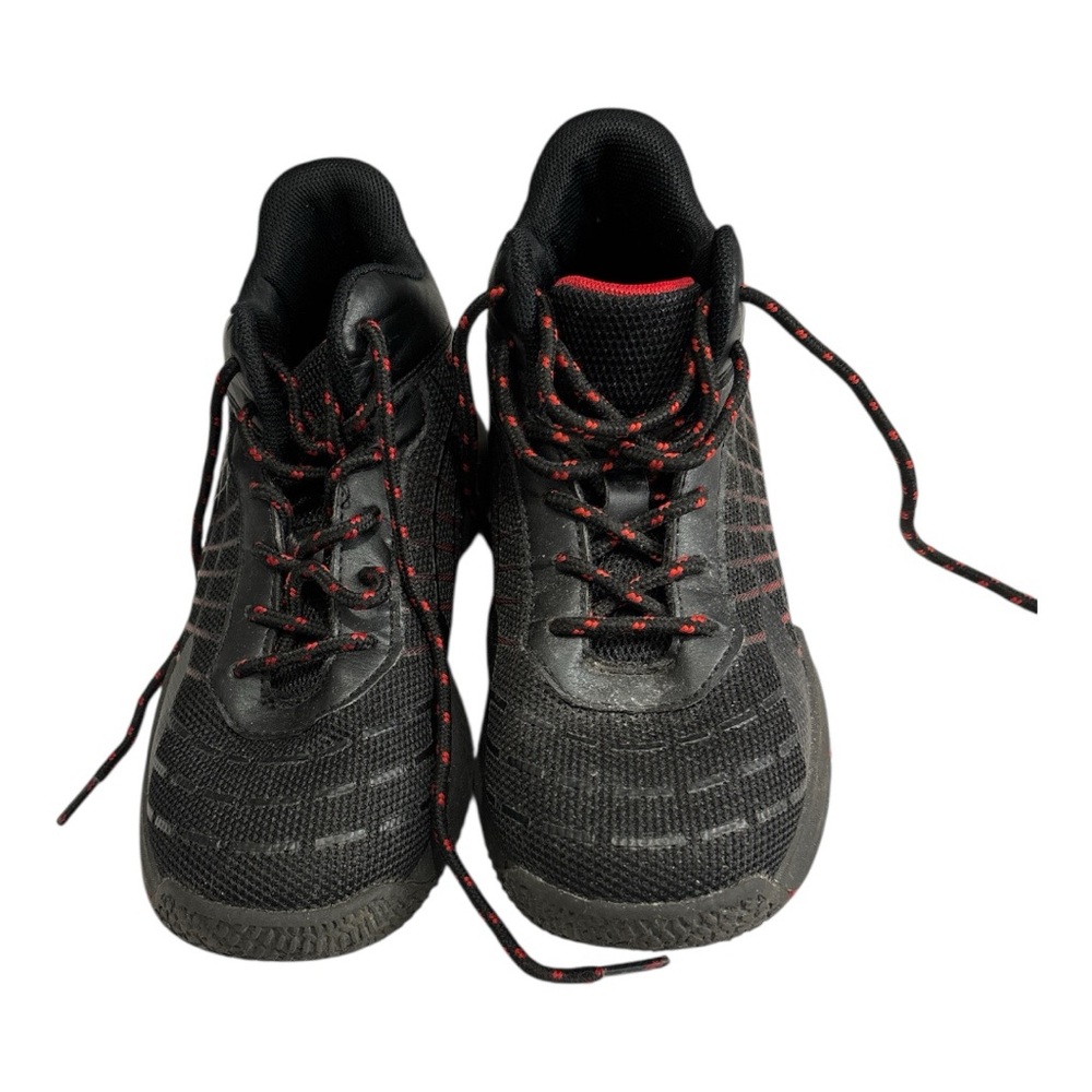 Veers Boys Black and Red Lace up Sneakers Size 2